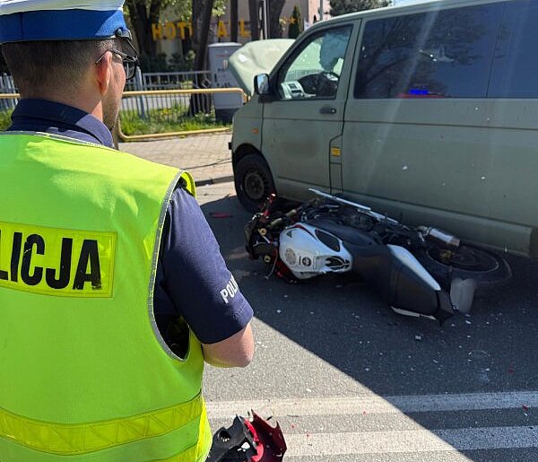 Wypadek w Tarnowskich Górach. Motocyklistę zabrało Lotnicze Pogotowie Ratunkowe