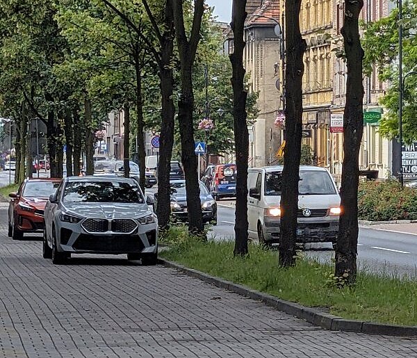 Awantura o parkowanie w centrum Piekar Śląskich. Wiceprezydent mówi o donosicielu
