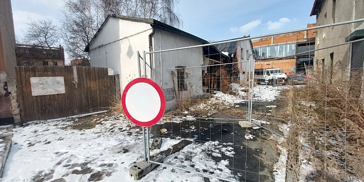 Czy miasto kupi Kurną Chatę?