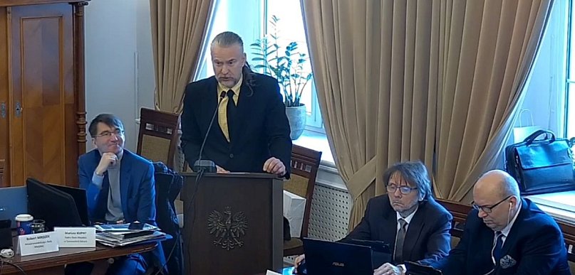 365 tysięcy złotych dla prawników za jedną sprawę. Radny: Jestem zszokowany