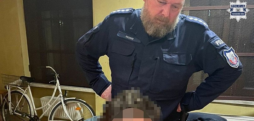 Okradł 15-latkę i myślał, że mu się upiecze. Pogoń ulicami Tarnowskich Gór