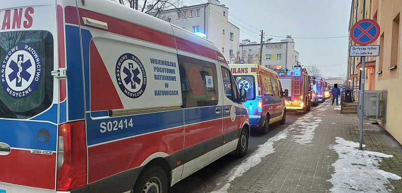 Pożar w kuchni, jedna osoba w szpitalu