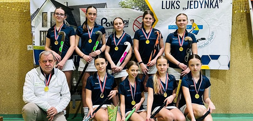 Brawa dla naszych hokeistek! Mają mistrzostwo i finał
