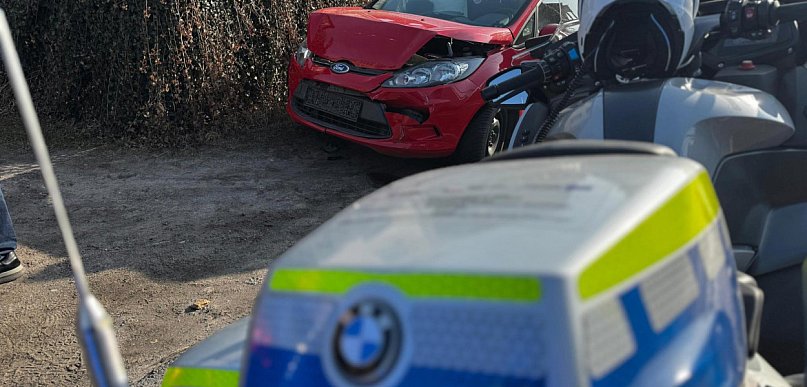Uwaga kierowcy. Zderzenie na skrzyżowaniu. Utrudnienia