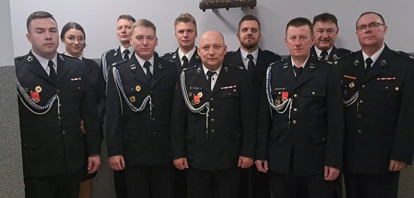 Nakło Śląskie. Wybór władz, odznaczenia i tytuł dla naczelnika