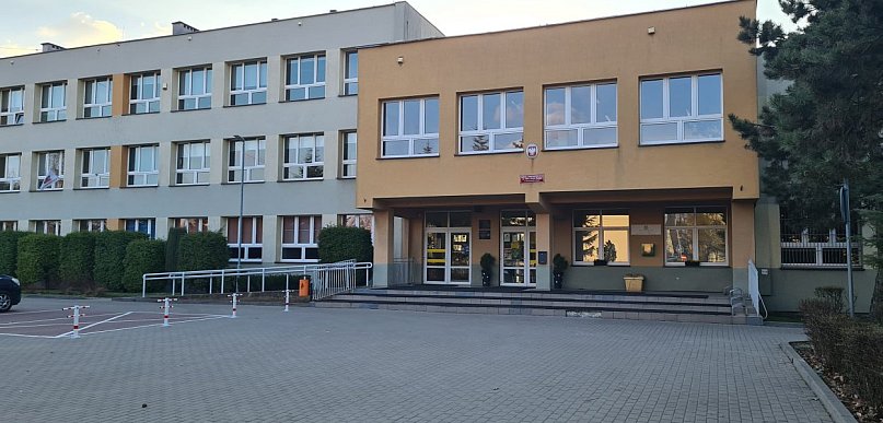 Tarnowskie Góry. Burmistrz Czech przemyślał. Nie będzie łączenia klas