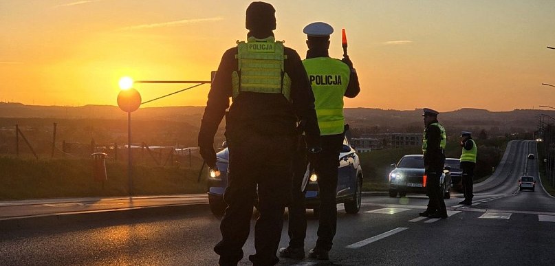 Policjanci na drogach. Kogo łapali?