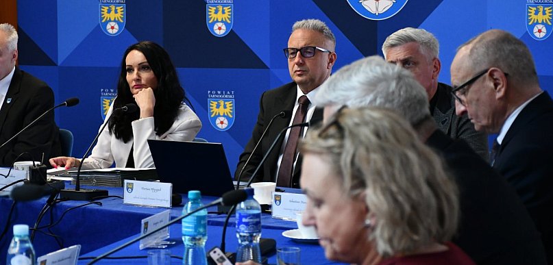 Darmowe prawko hitem, ale kurs utknął na starcie