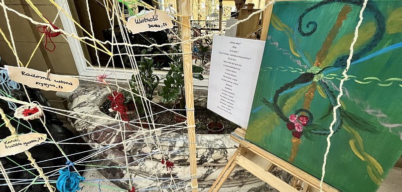 Gdy powstaje więź. Wystawa prac pacjentów Centrum Zdrowia Psychicznego