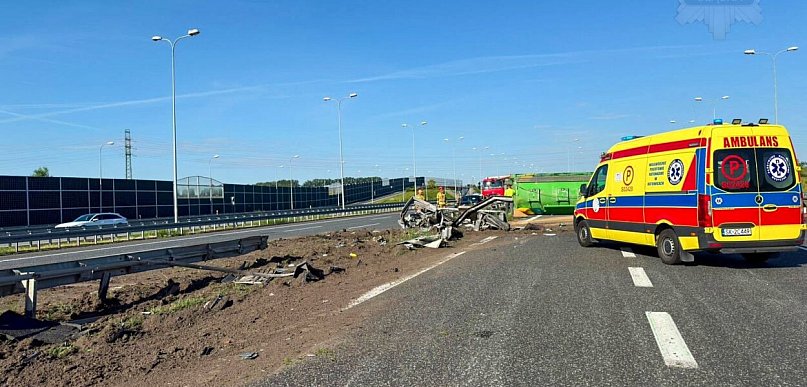 Poważne utrudnienia na autostradzie A4 w Gliwicach po wywróceniu się ciężarówki