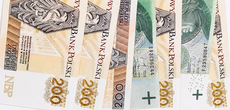 W dekadę pensja minimalna zwiększyła się o ponad 3 tys. złotych