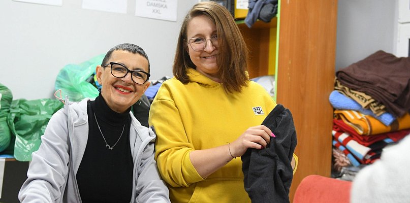 Wielkanocna zbiórka żywności w Tarnowskich Górach. Pomyśl o ludziach...