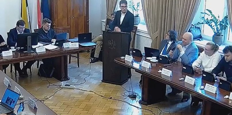 Młodzież chce realnego wpływu. Spotkanie w sprawie statutu MRM