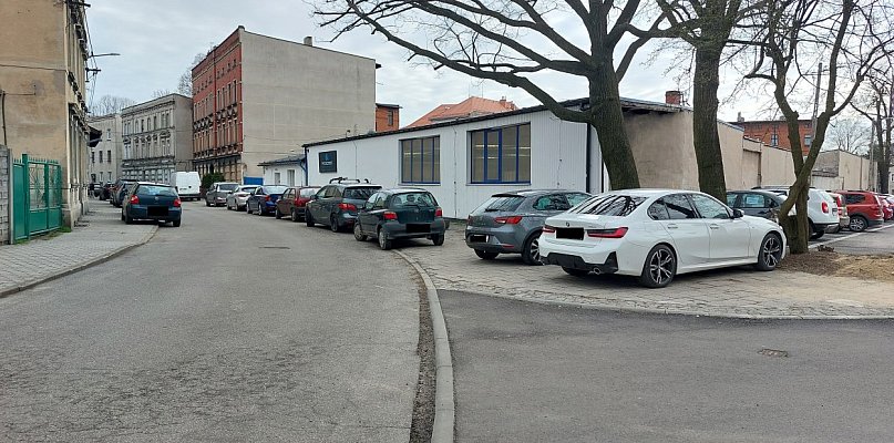 Tarnowskie Góry. Radny wnioskuje o zakaz na Strzeleckiej