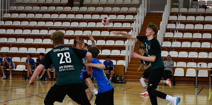 Sportowe święto w hali sportowej. Ciąg dalszy w środę