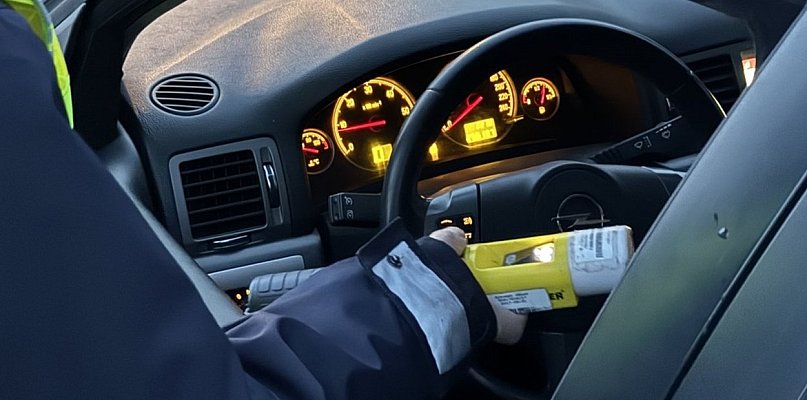 Powiat tarnogórski. Poinformowali policję i 30-latek dalej już nie pojechał