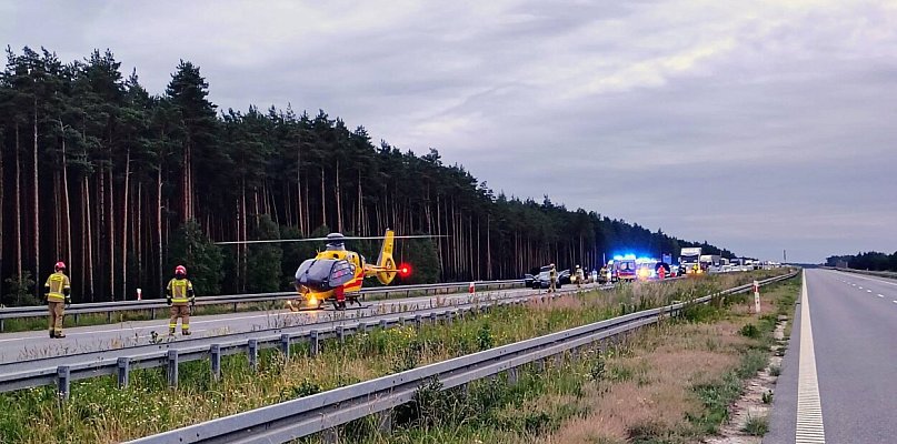 Karambol na autostradzie A1, cztery osoby trafiły do szpitala