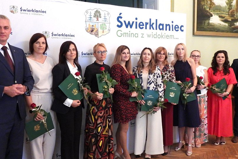 Świerklaniec. Ci nauczyciele cieszą się z awansu