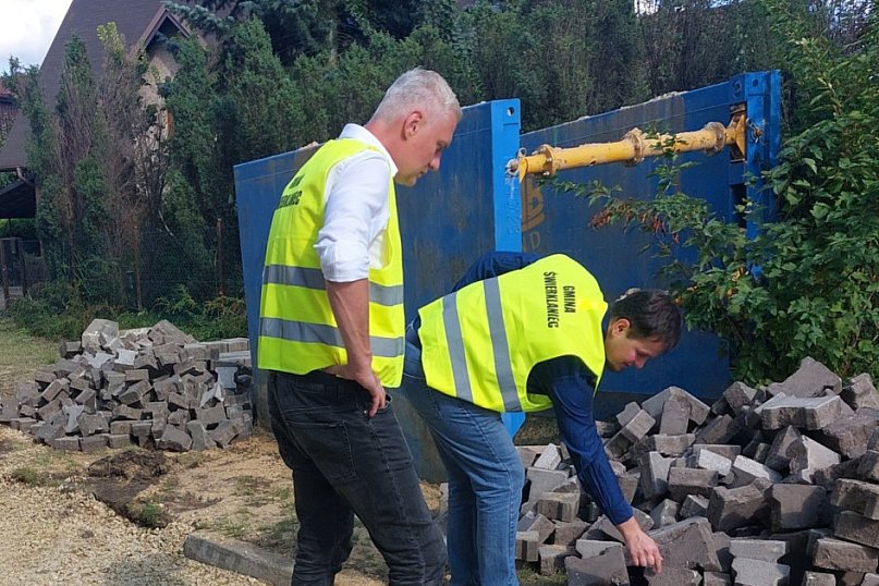 Świerklaniec. Migawki z placów budowy