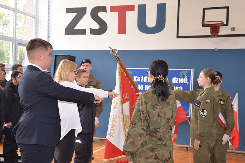 Ślubowanie i święto nauczycieli w Kolejówce