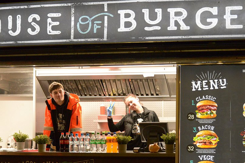 Żarciowozy w Tarnowskich Górach. Co i za ile?