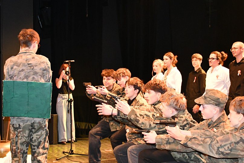 Ekonomik na scenie TCK, czyli konkurs pieśni