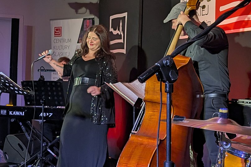 Nakło Śląskie. Złota era swingu  w pałacu