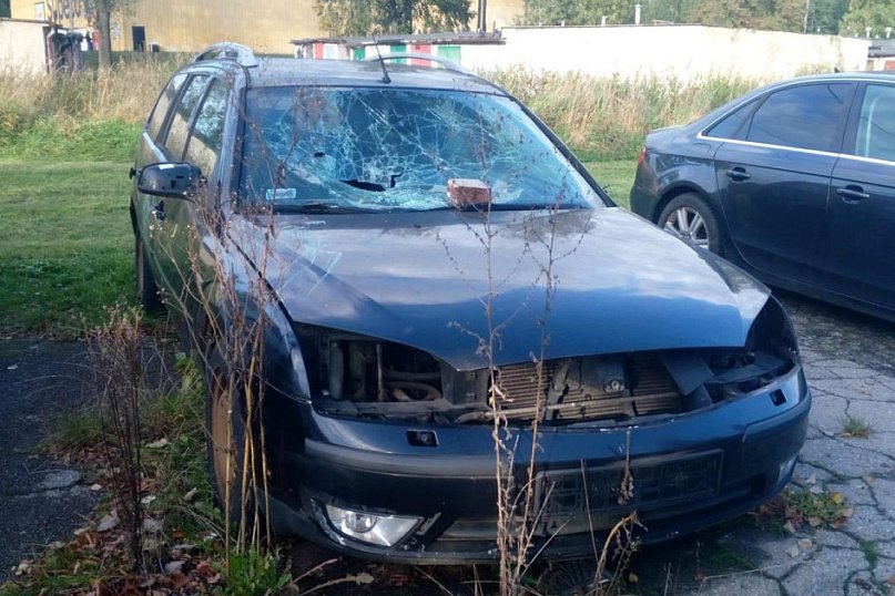 Piekary Śląskie. Usuwają wraki z miasta