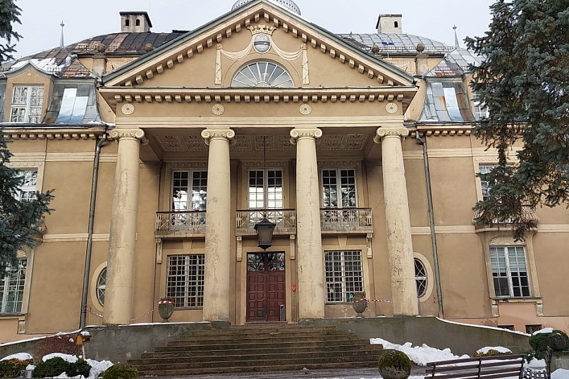 Pałac Baildonów na sprzedaż. Cenę obniżono