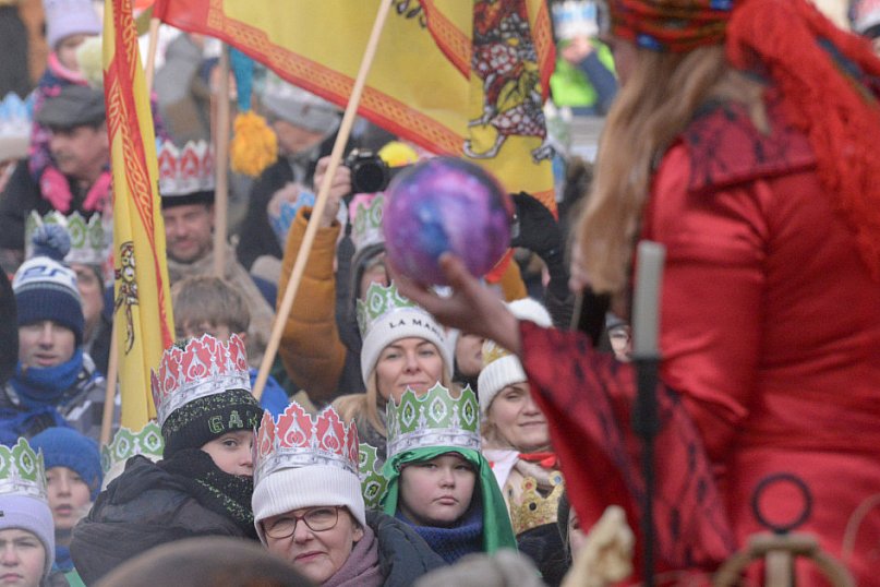 Orszak Trzech Króli 2026 przeszedł ulicami Tarnowskich Gór