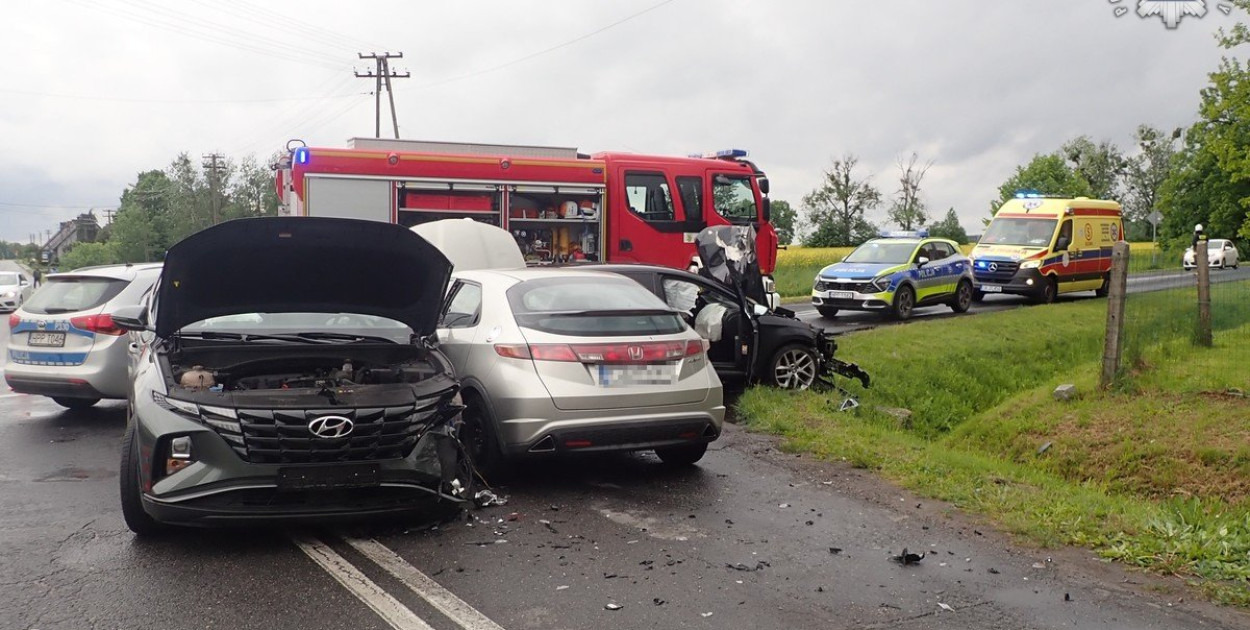 Kolizje w Szałszy i Jasionie. Zdjęcia z archiwum policji