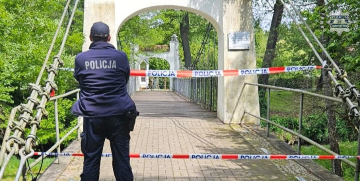 Most nad Małą Panwią jest zamknięty. Fot. Archiwum policji