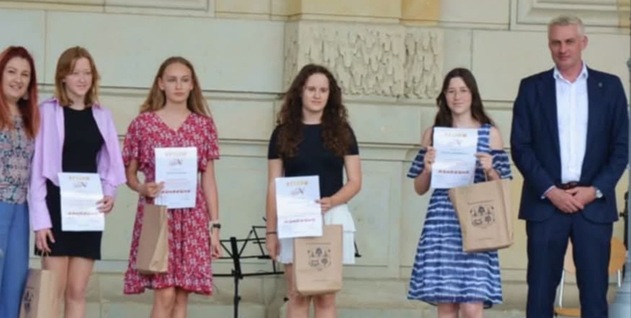 Festiwal, którego pomysłodawczynią i organizatorką była Alicja Czura-Musialik, przyciągnął uczestników z całego powiatu. Fot. Organizatorzy