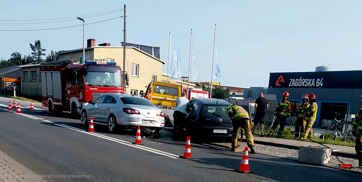 Karambol na ul. Zagórskiej. Fot. OSP Florian Strzybnica