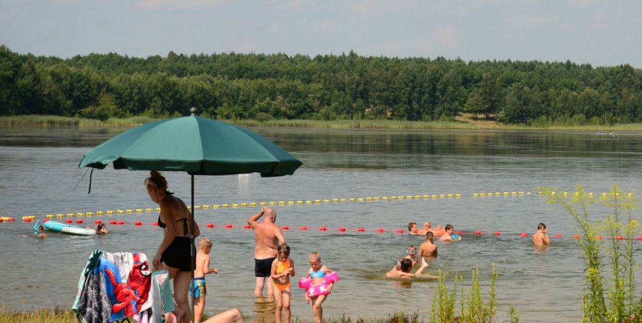 Kąpielisko nad zalewem Nakło-Chechło będzie czynne od jutra, 27 czerwca, w godz. 10-18. Fot. Archiwum Gwarka