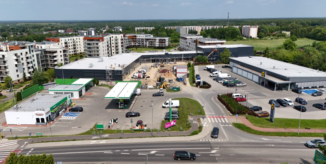 ACTION, Sinsay, Moda for Les - te i wiele innych sklepów będzie dostępnych w Smart Park Tarnowskie Góry. Otwarcie zapowiedziano na sierpień. 
