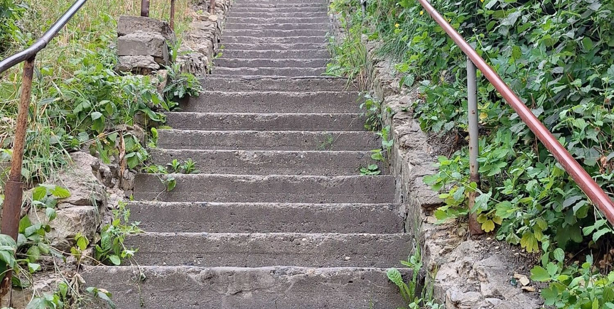 Ma się rozpocząć remont schodów łączących ul. Wspólną i Przyjaźni w Radzionkowie. Fot. Archiwum UM Radzionków