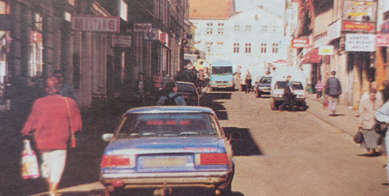 Tarnowskie Góry, ul. Krakowska, rok 1999. Fot. Gabriel Kessner