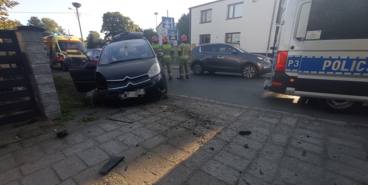 Policja z Tarnowskich Gór informuje o wypadku, do którego doszło w Księżym Lesie.  Fot. Policja Tarnowskie Góry