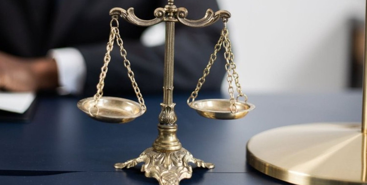 Kancelarie Radców Prawnych Aneta Ciechowicz-Jaworska, Bartłomiej Ślażyński (1)