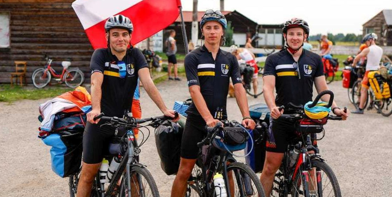 Zakończyła się 19. wyprawa rowerowa NINIWA Team. Wśród uczestników byli również tarnogórzanie: Kamil Grajczyk, Maciej Sobański i Maciej Pyka. Fot. Niniwa Team