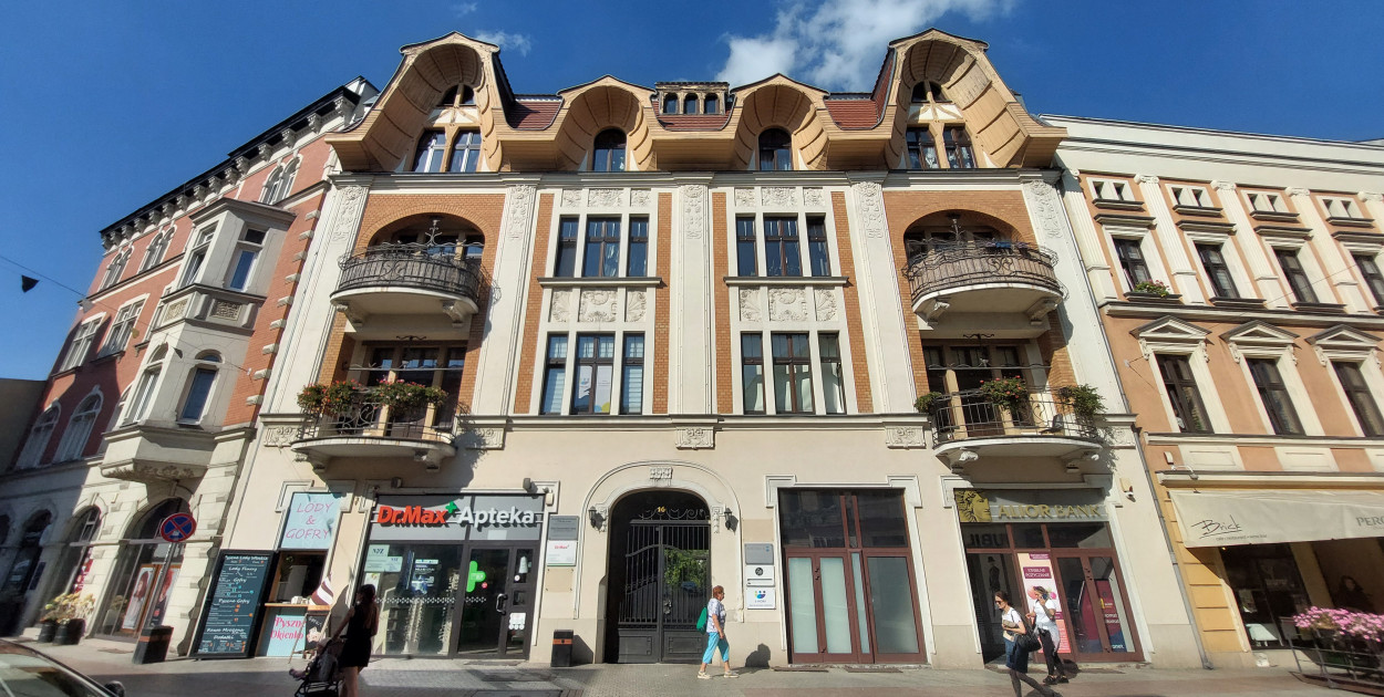 Historia kamienicy przy ulicy Krakowskiej 16 w Tarnowskich Górach sięga XIX wieku. Fot. Jarosław Myśliwski