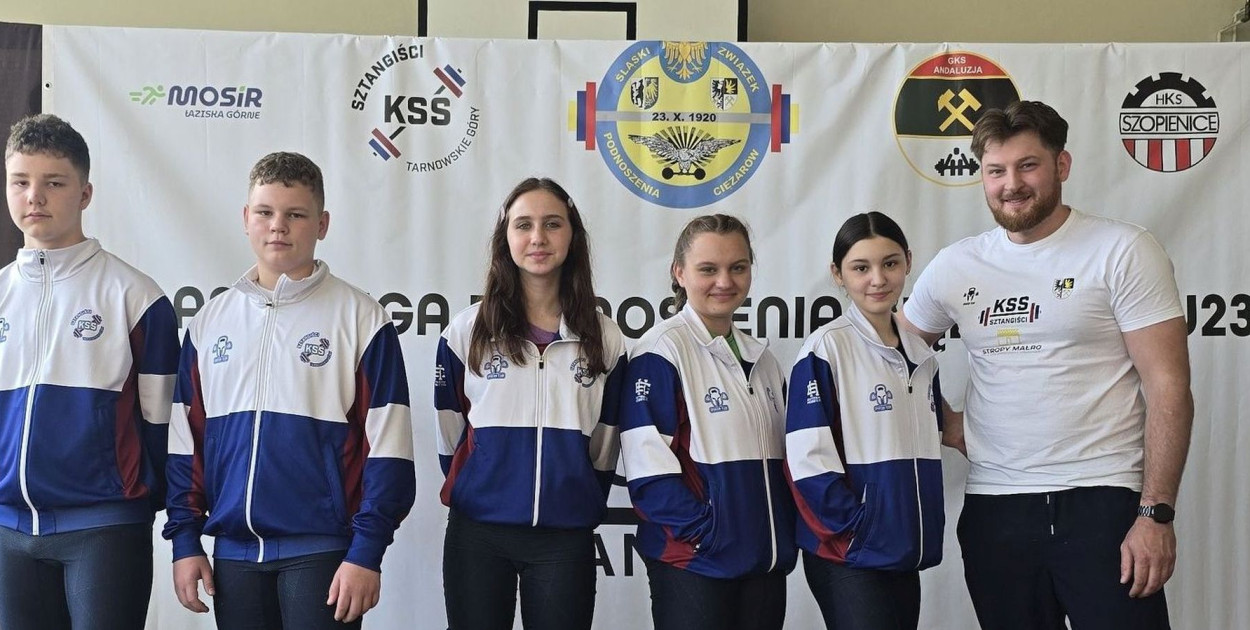 Po wakacyjnej przerwie do rywalizacji wrócili najmłodsi zawodnicy z KSS Małro Sztangiści. Fot. Archiwum klubu