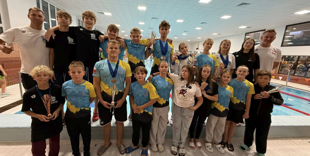 Zawodnicy MKS Park Wodny Tarnowskie Góry wrócili z międzynarodowych zawodów w Kopřivnicy z imponującym dorobkiem.  Fot. MKS Park Wodny Tarnowskie Góry