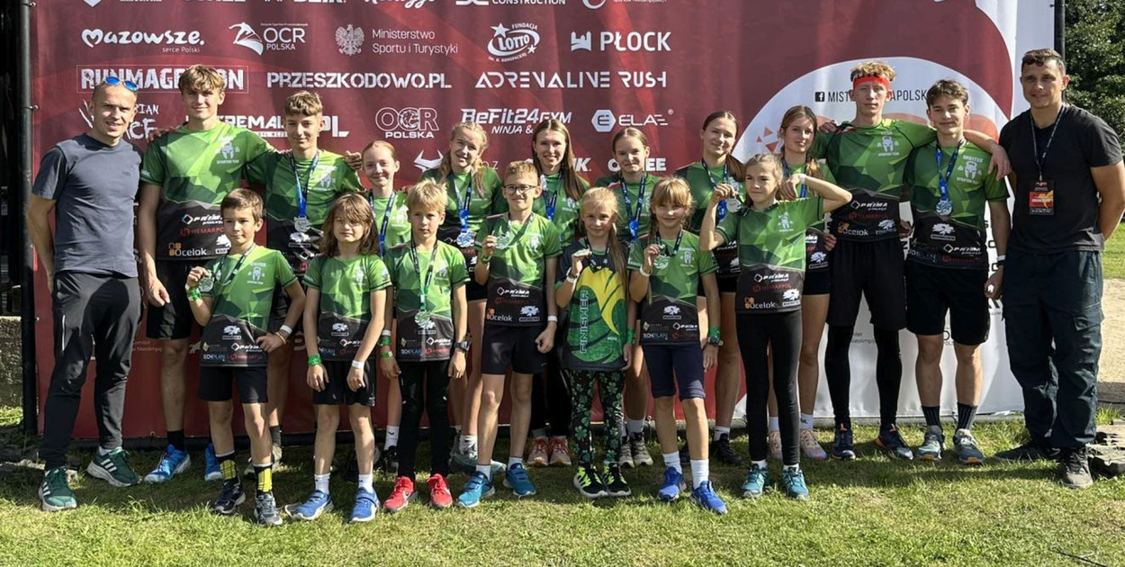  Zawodnicy Spartan Team Kalety wywalczyli aż 15 medali podczas Mistrzostw Polski w biegach przeszkodowych 2025.  Fot. Spartan Team Kalety 