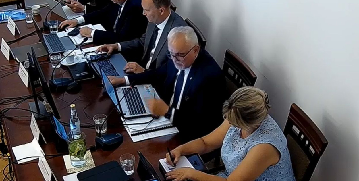 Burmistrz Arkadiusz Czech wydał zarządzenie w sprawie przeprowadzenia konsultacji dotyczących ograniczenia sprzedaży alkoholu