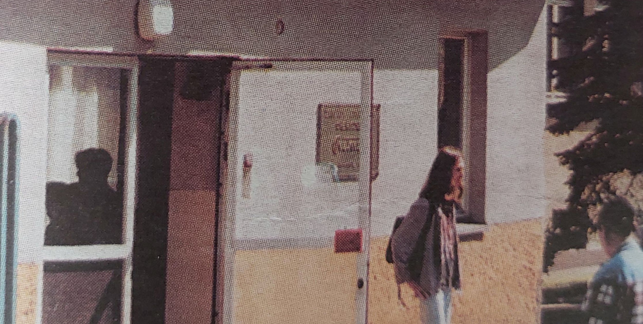 Na budynkach Zakładów Aparatury Chemicznej Chemet w Tarnowskich Górach zawisły flagi. Działające tu związki zawodowe weszły w spór z zarządem spółki.  Fot. Gabriel Kessner