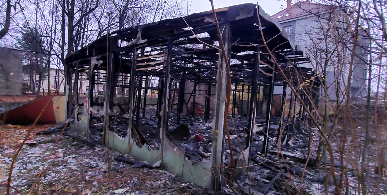 W niedzielę doszło do pożaru budynku gospodarczego przy ulicy Częstochowskiej w Tarnowskich Górach. Fot. Jarosław Myśliwski