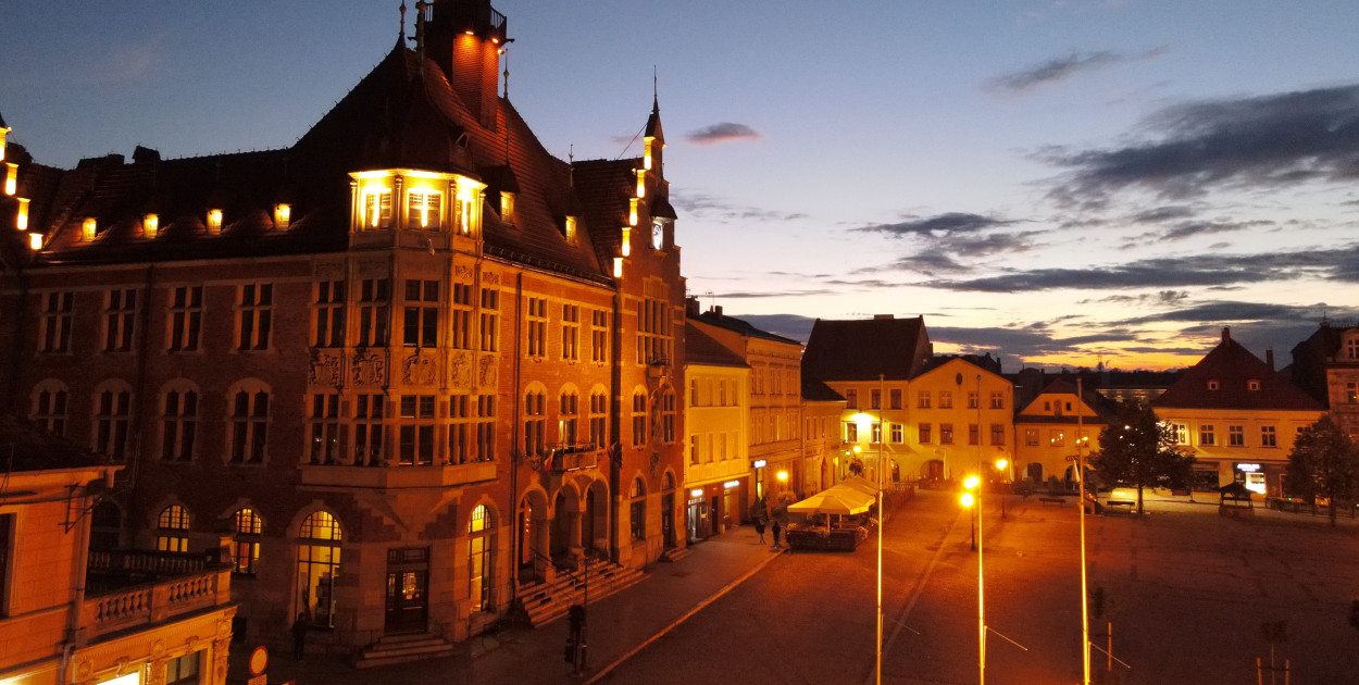Tarnowskie Góry. Wybrany wykonawca będzie odpowiedzialny za całodobową ochronę m.in ratusza. Fot. Jarosław Myśliwski