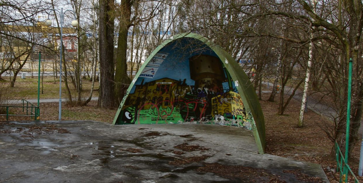 Urząd Miejski w Tarnowskich Górach otworzył oferty na modernizację zabytkowego amfiteatru w Strzybnicy.  Fot. Archiwum Gwarka